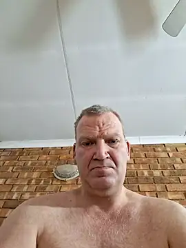 wallacelegend online show from October 2025 05:31:02 AM