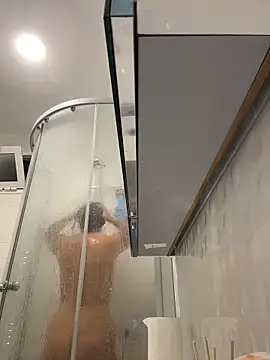 Ofcourseoneday online show from November 2025 08:47:01 AM