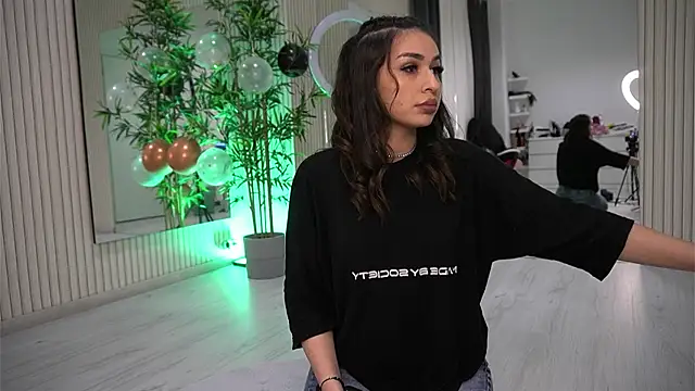 EmmaBlanco online show from November 2025 08:29:01 PM