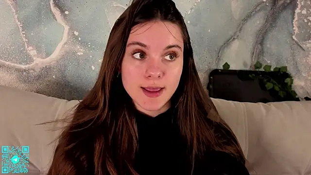 Snapshot of chloemilka chatting on April 2026 06:36:02 PM chloemilka online show from April 2026 06:36:02 PM