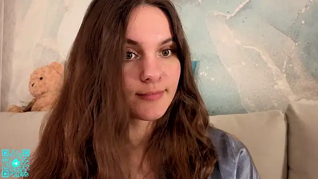 Snapshot of chloemilka chatting on May 2026 05:18:01 PM chloemilka online show from May 2026 05:18:01 PM