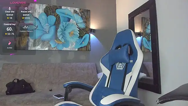 elizabeth lamer online show from April 2026 02:22:02 AM