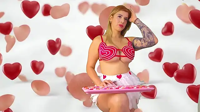 Snapshot of XXMILE chatting on February 2026 12:02:02 PM XXMILE online show from February 2026 12:02:02 PM