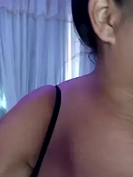 RosenRot07 online show from April 2026 12:43:01 PM