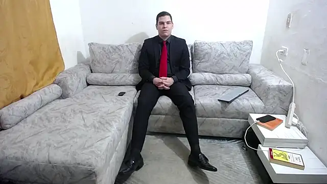 Victor Maitland online show from November 2025 03:49:02 AM