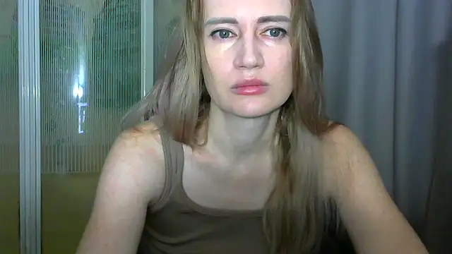 Snapshot of JessFoxxx chatting on February 2026 03:12:02 AM JessFoxxx online show from February 2026 03:12:02 AM