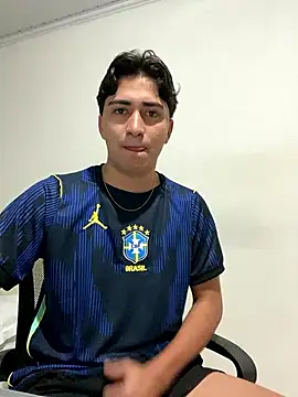 Tavinho067 online show from June 2026 03:20:02 AM
