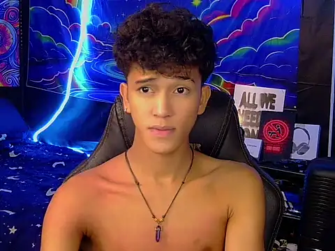 Snapshot of kenbigcockxx chatting on July 2026 07:43:01 AM kenbigcockxx online show from July 2026 07:43:01 AM