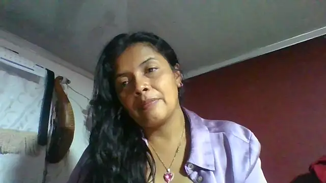 Snapshot of DianaOchoa_ chatting on May 2026 03:03:01 AM DianaOchoa online show from May 2026 03:03:01 AM