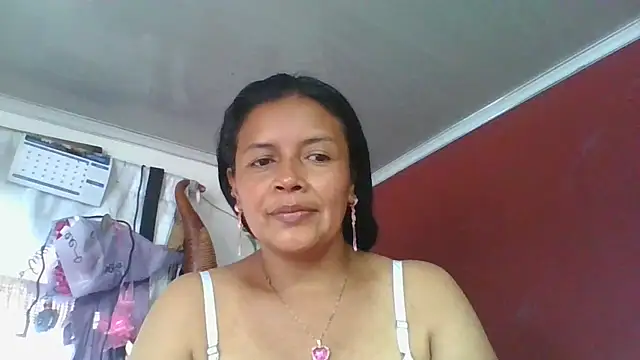 Snapshot of DianaOchoa_ chatting on May 2026 08:26:02 PM DianaOchoa online show from May 2026 08:26:02 PM