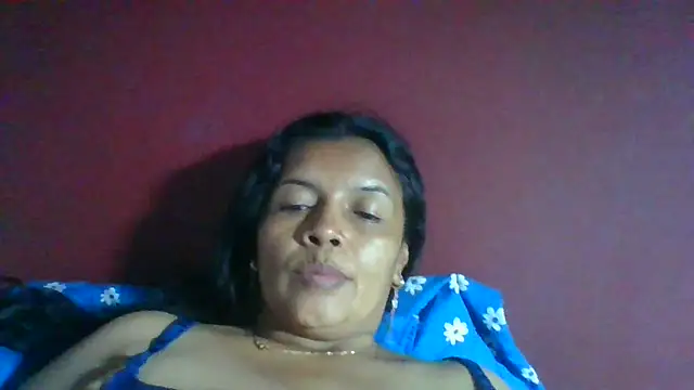 Snapshot of DianaOchoa_ chatting on June 2026 03:46:01 AM DianaOchoa online show from June 2026 03:46:01 AM