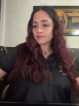 candy  fox  online show from November 2025 07:36:02 PM