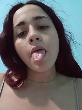 candy  fox  online show from December 2025 09:42:01 PM