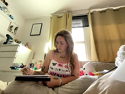 Snapshot of SofiaaBlackk chatting on November 2025 03:11:01 PM SofiaaBlackk online show from November 2025 03:11:01 PM