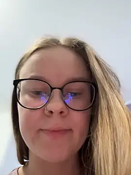  CherryBloom  online show from February 2026 10:11:01 AM