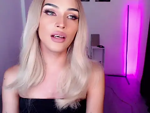 Alicegreenexx online show from April 2026 11:27:02 PM