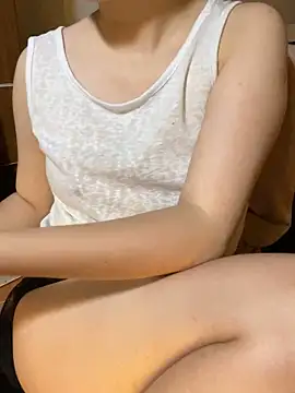 Snapshot of _kween23 chatting on September 2025 03:50:01 PM  kween23 online show from September 2025 03:50:01 PM