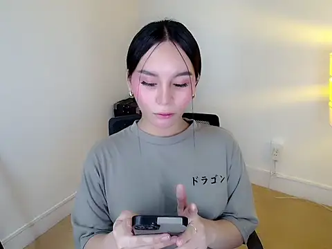 Snapshot of holly_tabby chatting on January 2026 10:58:02 PM holly tabby online show from January 2026 10:58:02 PM