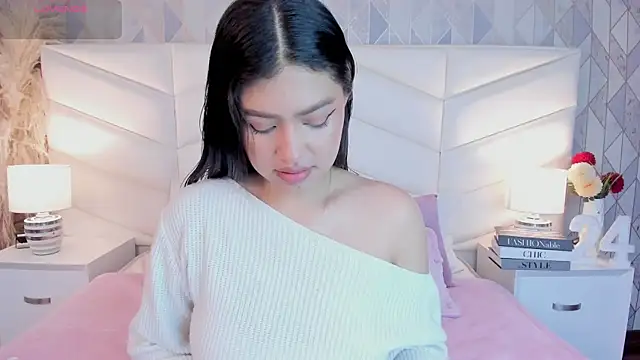 Snapshot of victoria___jonnes chatting on September 2025 12:39:01 PM victoria jonnes online show from September 2025 12:39:01 PM