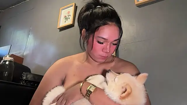 Snapshot of SimplyDark_Denice chatting on January 2026 01:22:02 AM SimplyDark Denice online show from January 2026 01:22:02 AM