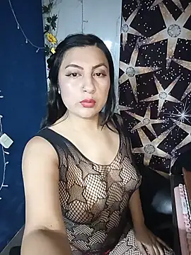 Snapshot of lunna_07 chatting on May 2026 01:40:01 PM lunna 07 online show from May 2026 01:40:01 PM