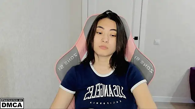 MeilideQian1 online show from October 2025 03:13:01 PM