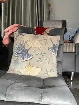 meiiijr55 online show from November 2025 05:29:01 AM