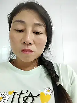 Snapshot of babychill09 chatting on October 2025 07:08:02 AM babychill09 online show from October 2025 07:08:02 AM