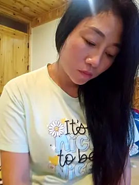 Snapshot of babychill09 chatting on October 2025 12:44:02 AM babychill09 online show from October 2025 12:44:02 AM