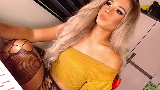 SissifyMeNow online show from March 2026 03:22:01 AM