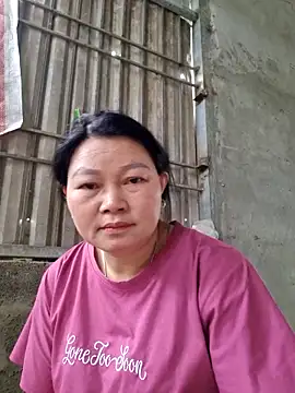 yoowwmr online show from November 2025 03:51:01 AM