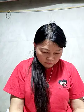 yoowwmr online show from December 2025 11:47:02 PM