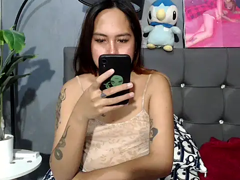 Snapshot of urtranspinay chatting on November 2025 07:58:02 PM urtranspinay online show from November 2025 07:58:02 PM