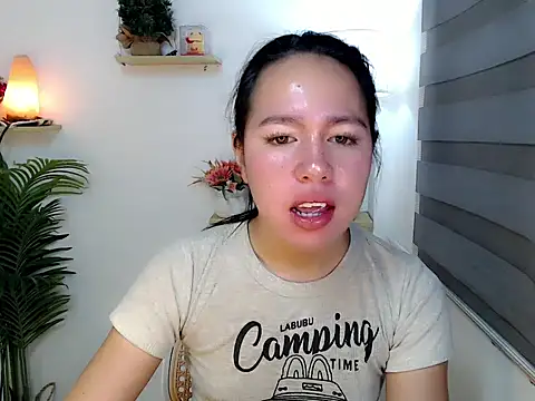 Snapshot of kimbratx chatting on October 2025 10:40:02 PM kimbratx online show from October 2025 10:40:02 PM