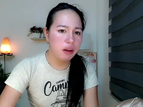 kimbratx online show from March 2026 10:16:02 PM