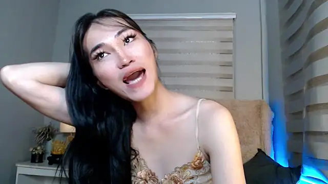 Snapshot of lovelychanel69xx chatting on October 2025 11:02:01 PM lovelychanel69xx online show from October 2025 11:02:01 PM