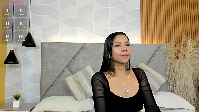 Jade Whisper online show from December 2025 01:33:01 AM