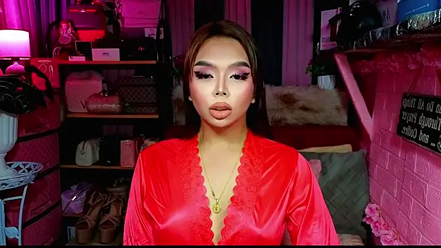 MoniqueCeleste online show from November 2025 02:35:01 AM