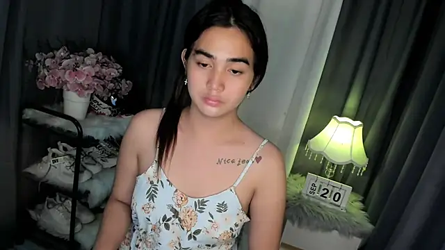 Alovelydoll nica online show from September 2025 11:22:02 AM