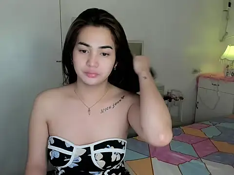 Snapshot of Alovelydoll_nica chatting on February 2026 12:42:01 AM Alovelydoll nica online show from February 2026 12:42:01 AM