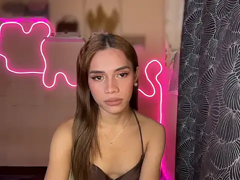 Lovelynikki03 online show from September 2025 02:00:02 PM