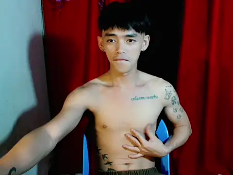 Snapshot of urhunky_boy chatting on April 2026 07:27:02 PM urhunky boy online show from April 2026 07:27:02 PM