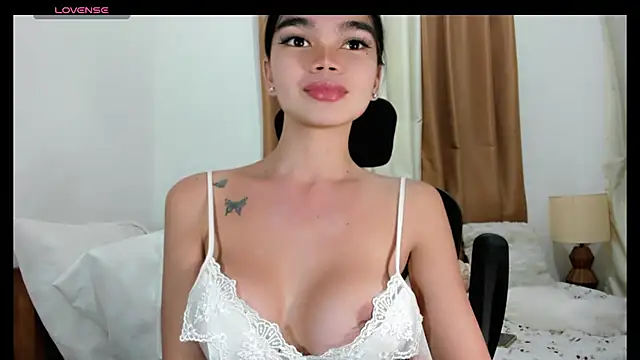 kendall petite18 online show from June 2026 10:50:02 AM