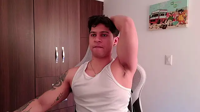 domsantiago  online show from September 2025 02:51:02 PM