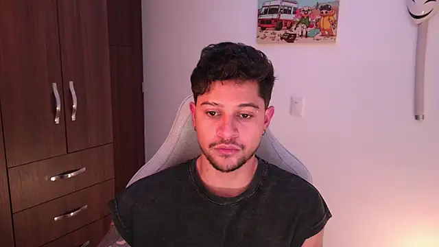 domsantiago  online show from December 2025 02:41:02 AM