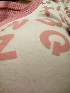 emaame68 online show from December 2025 01:04:02 PM