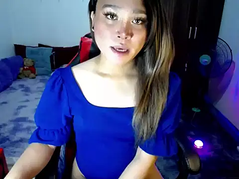 Urassiansweetcummer online show from March 2026 06:46:02 PM