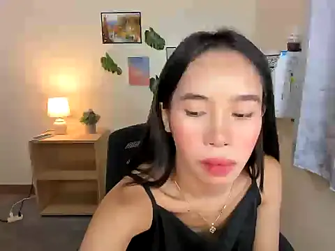 Shindoll online show from September 2025 11:37:01 AM