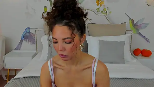 MargaretPeace online show from October 2025 03:09:02 AM