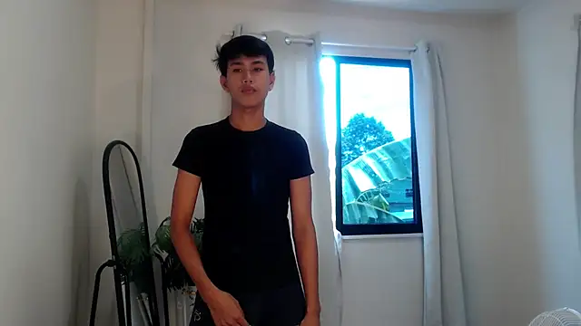 Snapshot of shokolet_2001 chatting on September 2025 03:17:01 AM shokolet 2001 online show from September 2025 03:17:01 AM